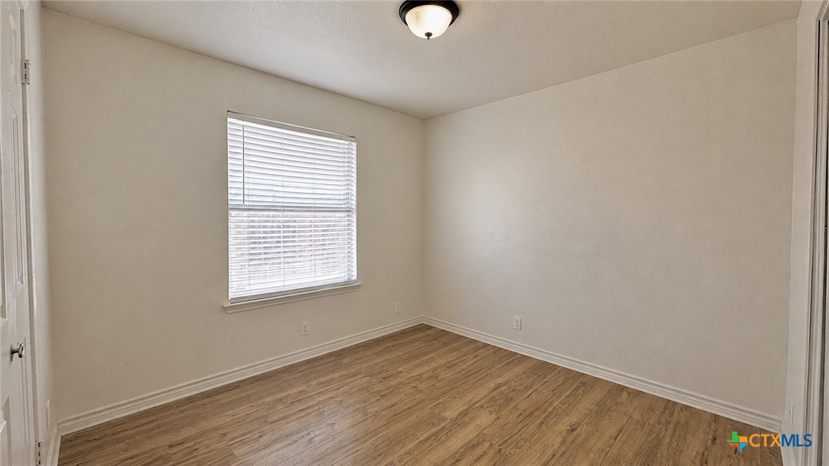 104 Evergreen Circle Georgetown, TX 78626 - Photo 11 of 18