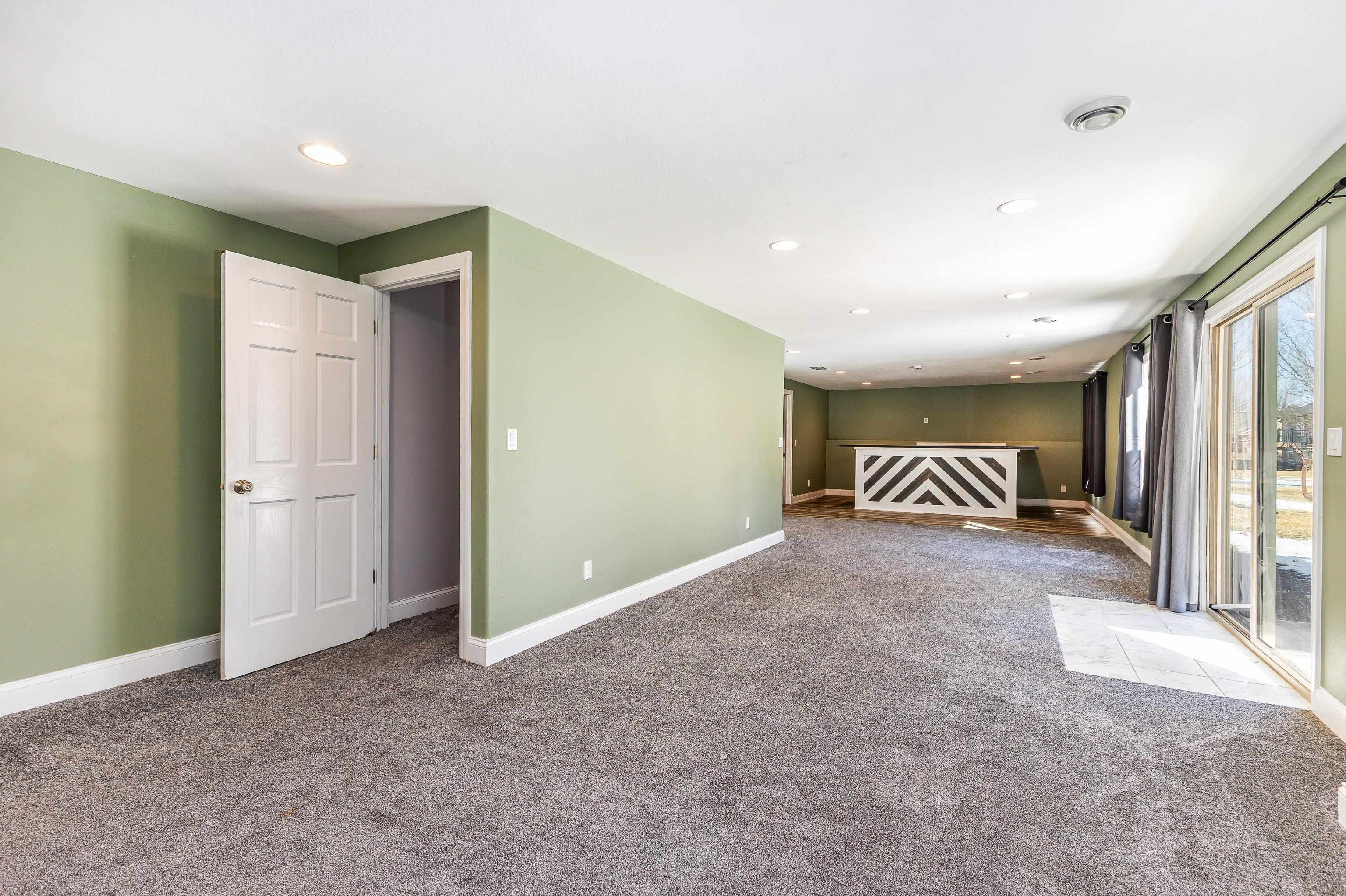 2266 Antler Ridge Drive Dubuque, IA 52002 - Photo 22 of 35 Gallery Image 22