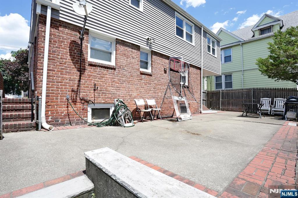 45 Webster Street Ridgefield Park, NJ 07660 - Photo 34 of 40