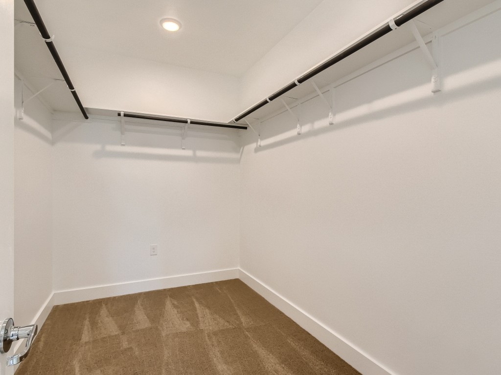 9101 Spire View Austin, TX 78744 - Photo 19 of 29 a view of small space