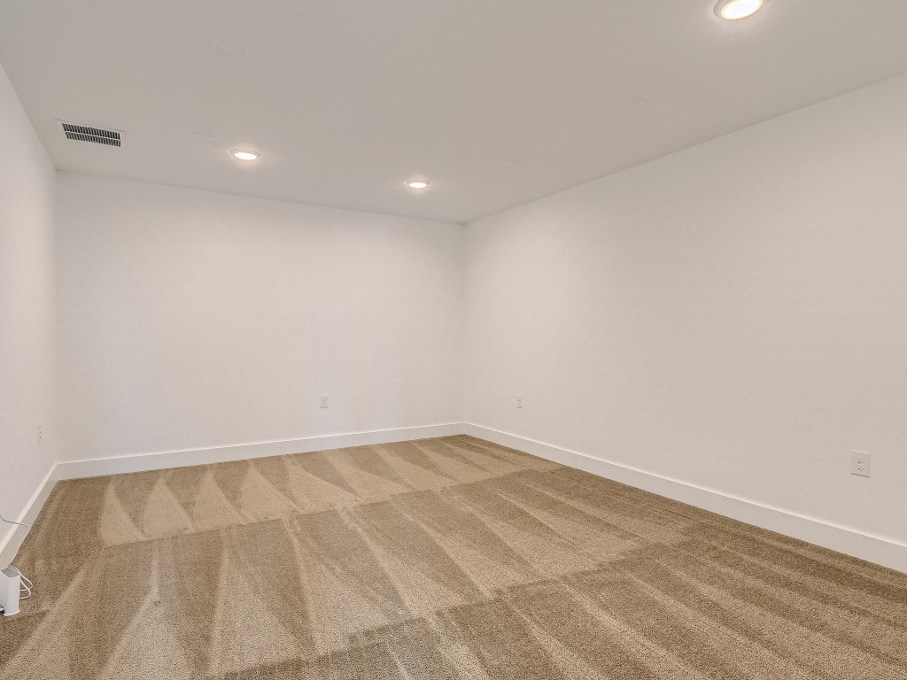 9101 Spire View Austin, TX 78744 - Photo 27 of 29