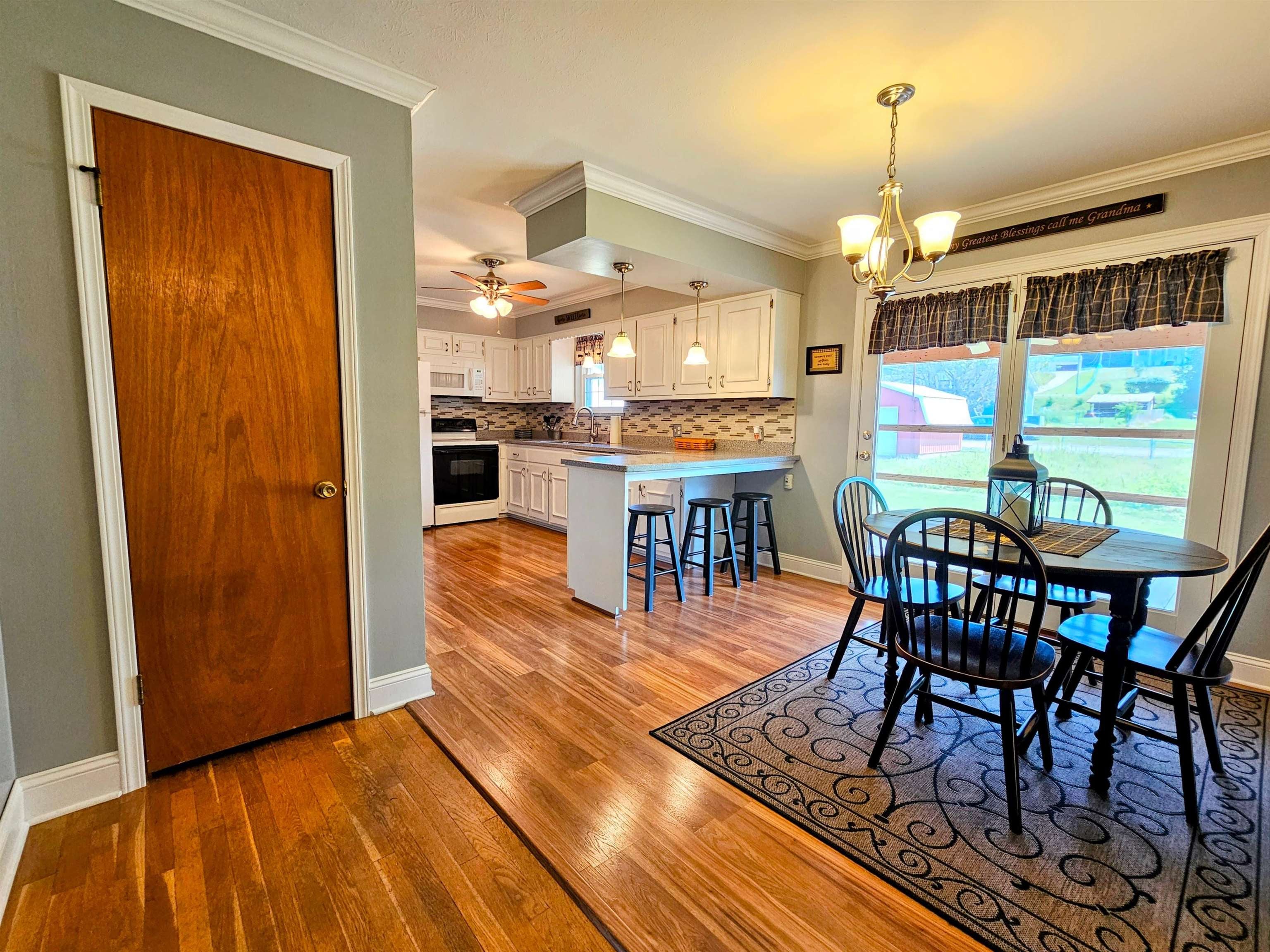 10865 Huntington Road Gallipolis Ferry, WV 25515 - Photo 7 of 32 Gallery Image 7