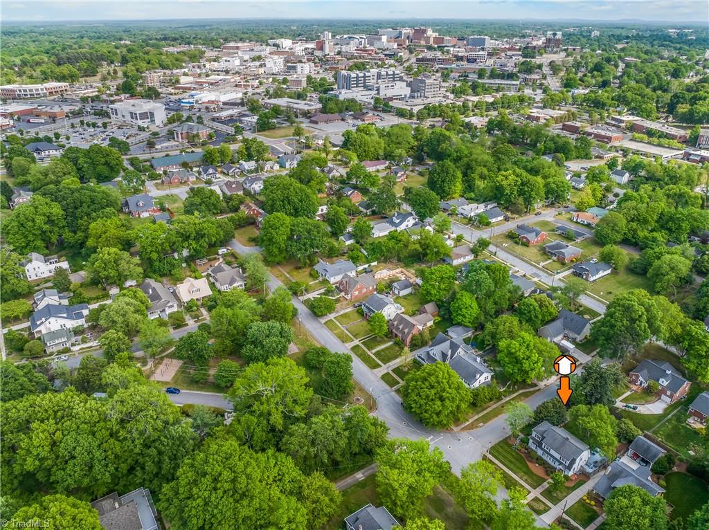 601 Colonial Drive High Point, NC 27262 - Photo 40 of 42