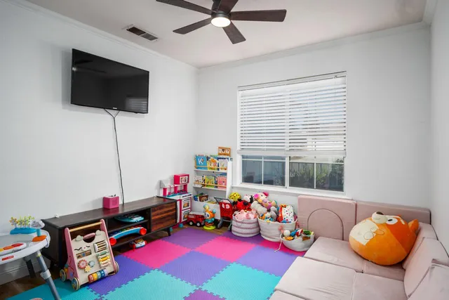 $465,000 | 2417 East Omaha Avenue, Fresno, CA 93720