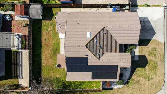 $465,000 | 2417 East Omaha Avenue, Fresno, CA 93720