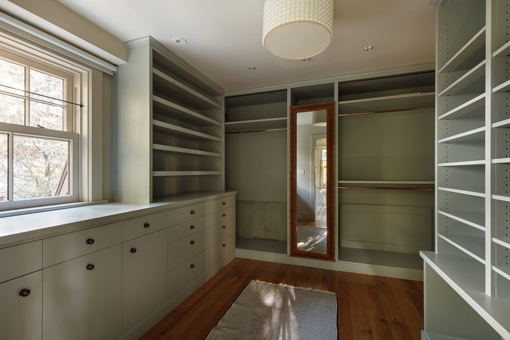 11 Hemlock Road Cambridge, MA 02138 - Photo 25 of 35 a view of an empty room