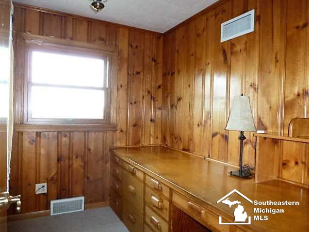 595 Rauch Road Temperance, MI 48182 - Photo 9 of 28