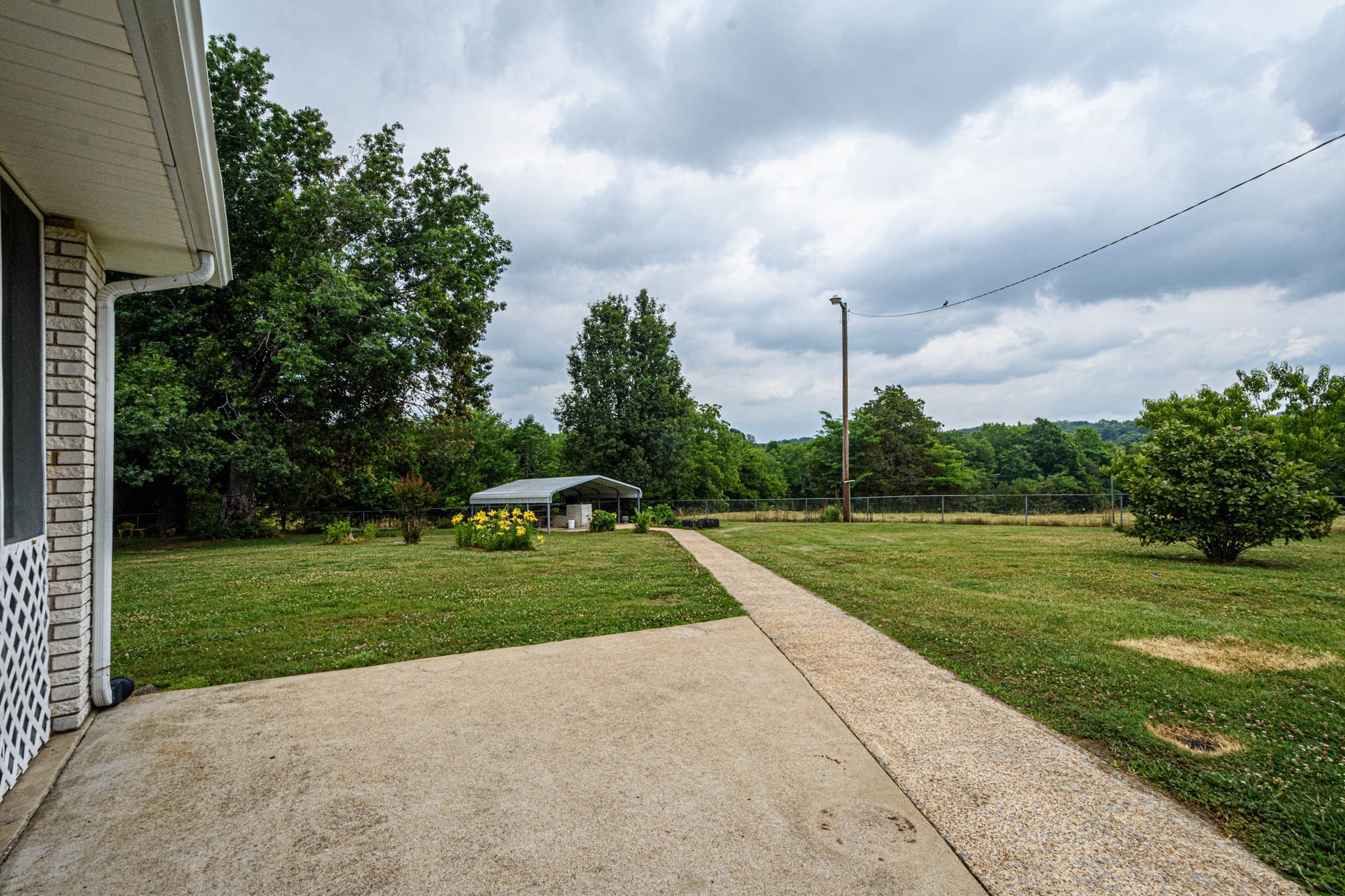 657 Prospect Road Pulaski, TN 38478 - Photo 45 of 50 a view of a park with large trees