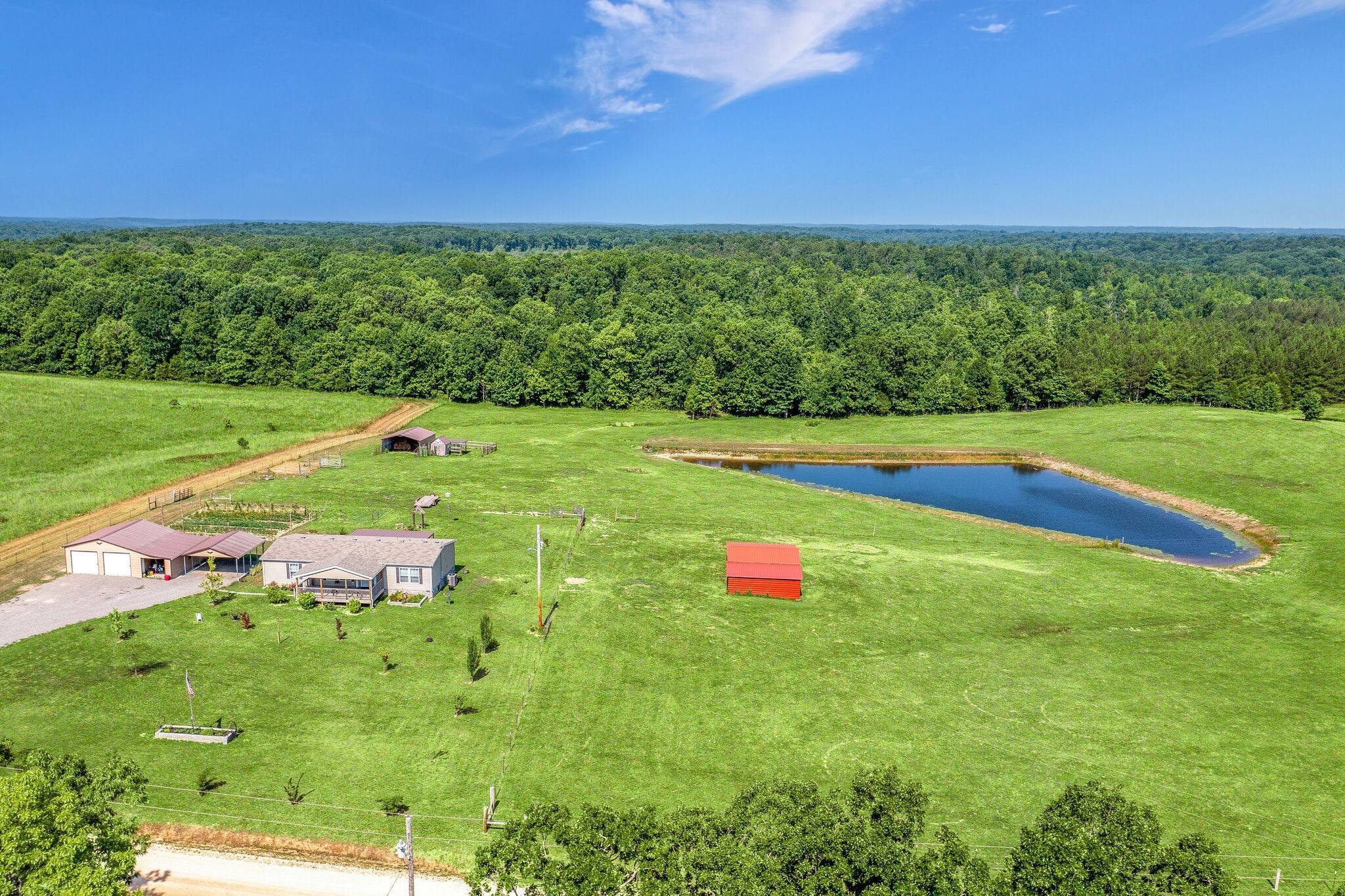 4585 West Tennessee City Road McEwen, TN 37101 - Photo 12 of 55 a view of an outdoor space