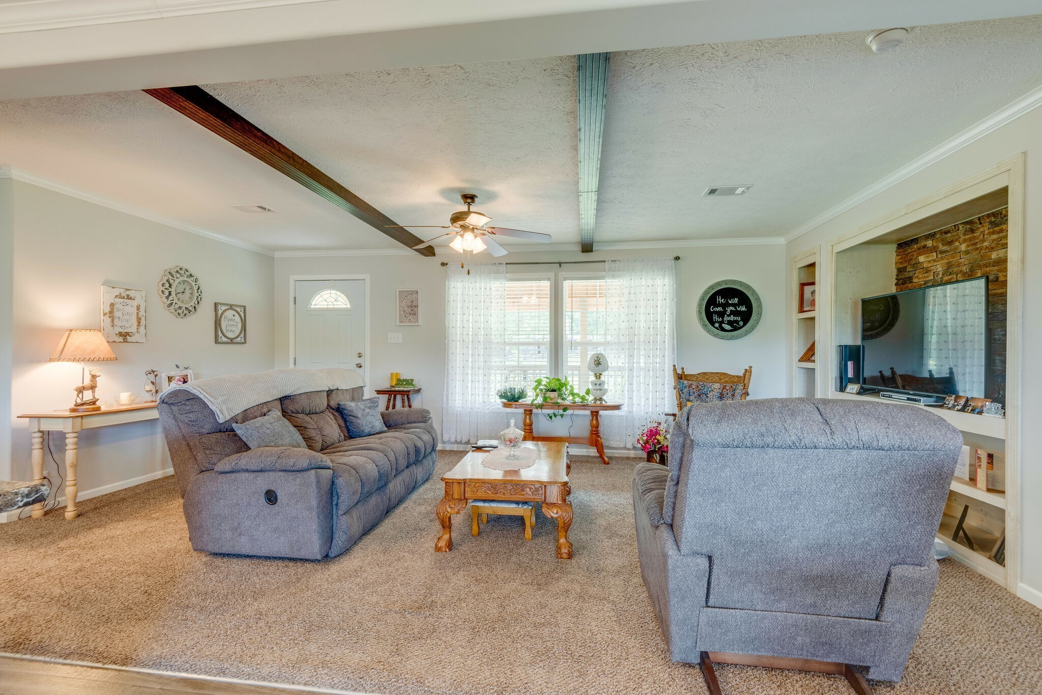 4585 West Tennessee City Road McEwen, TN 37101 - Photo 18 of 55 a living room with furniture and a large window