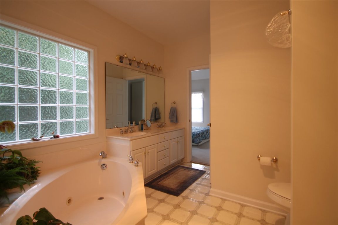 414 Arbor Way Seneca, SC 29672 - Photo 22 of 32 Gallery Image 22