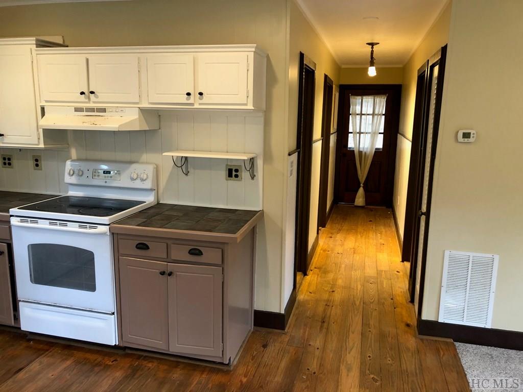 201 Tiny Trail Road Cashiers, NC 28717 - Photo 2 of 17 Gallery Image 2