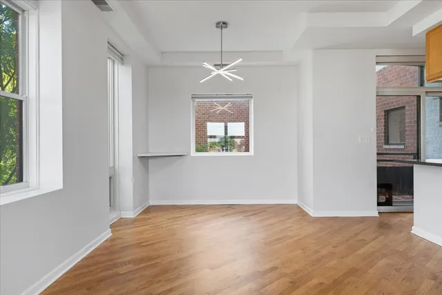 $410,000 | 2337 West Wolfram Street, Unit 415, Chicago, IL 60618