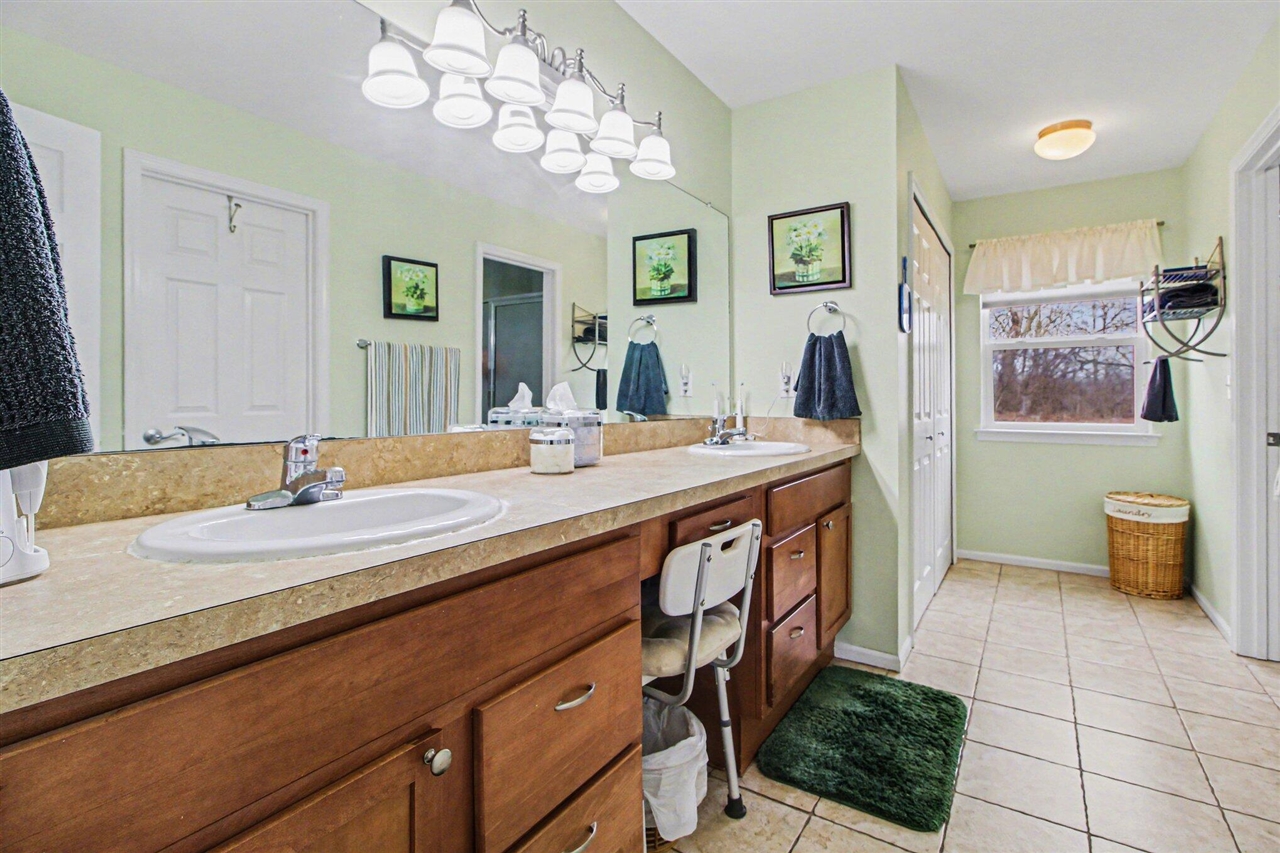 407 Edward J Street Clinton, MI 49236 - Photo 18 of 28