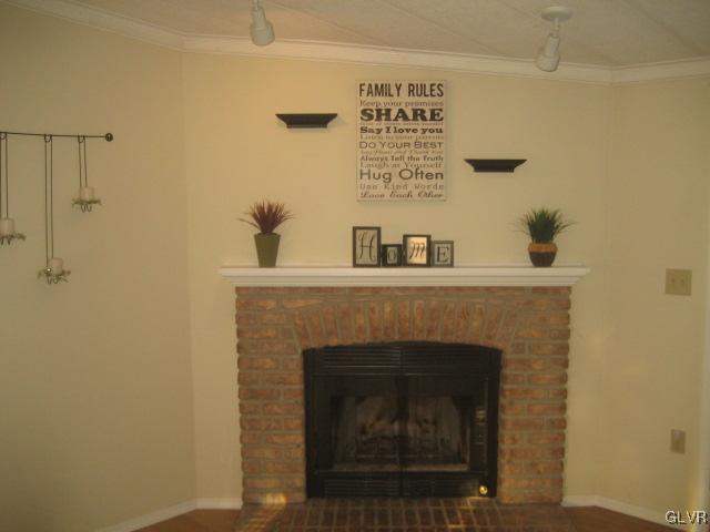 1240 Myrtle Road Walnutport, PA 18088 - Photo 9 of 48 Gallery Image 9