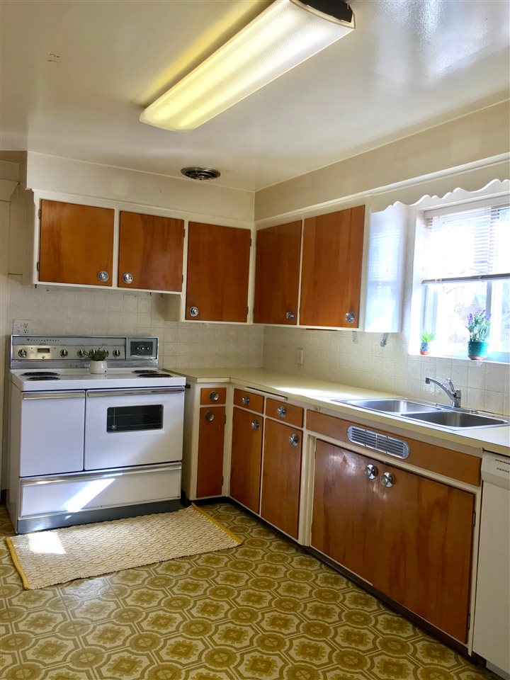 3115 North Center Road Spokane Valley, WA 99212 - Photo 8 of 20