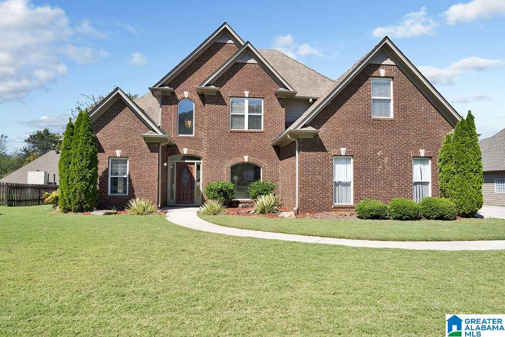 205 Lake Forest Way Alabaster, AL 35114 - Photo 1 of 29