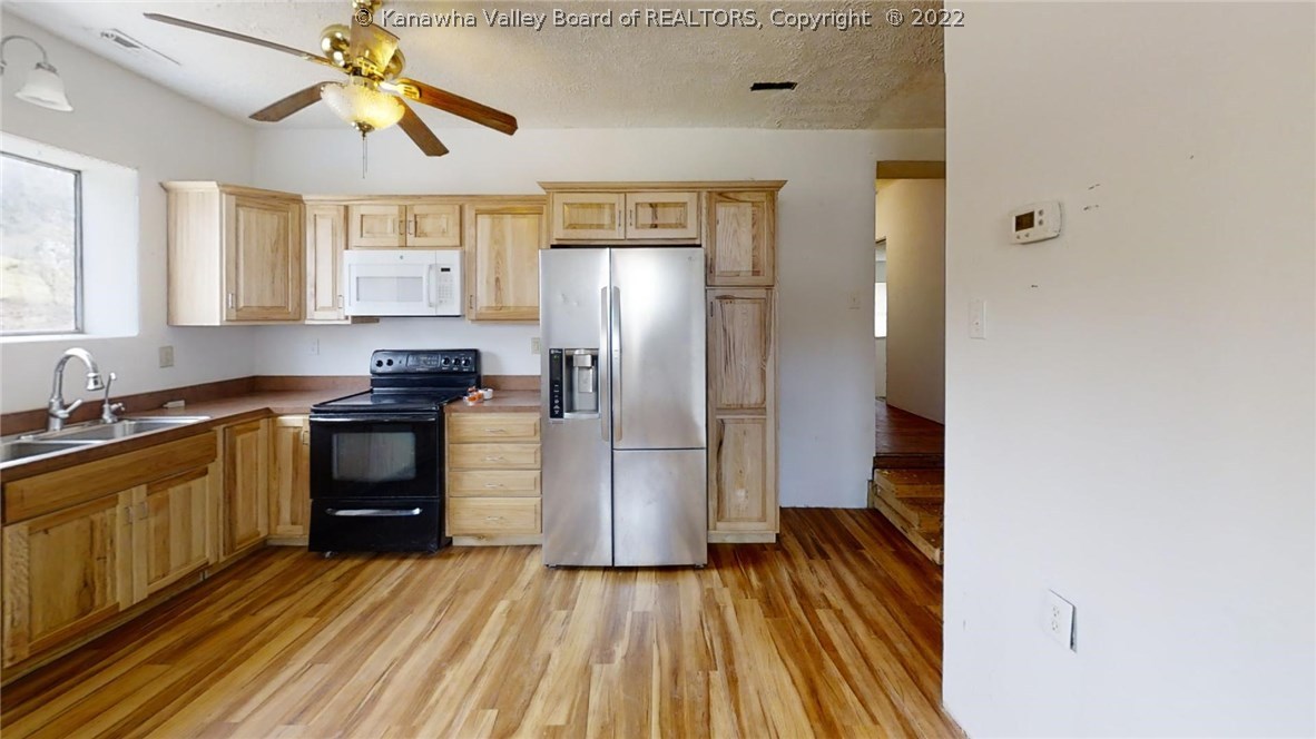 4501 Little Sandy Road Elkview, WV 25071 - Photo 13 of 21 Gallery Image 13