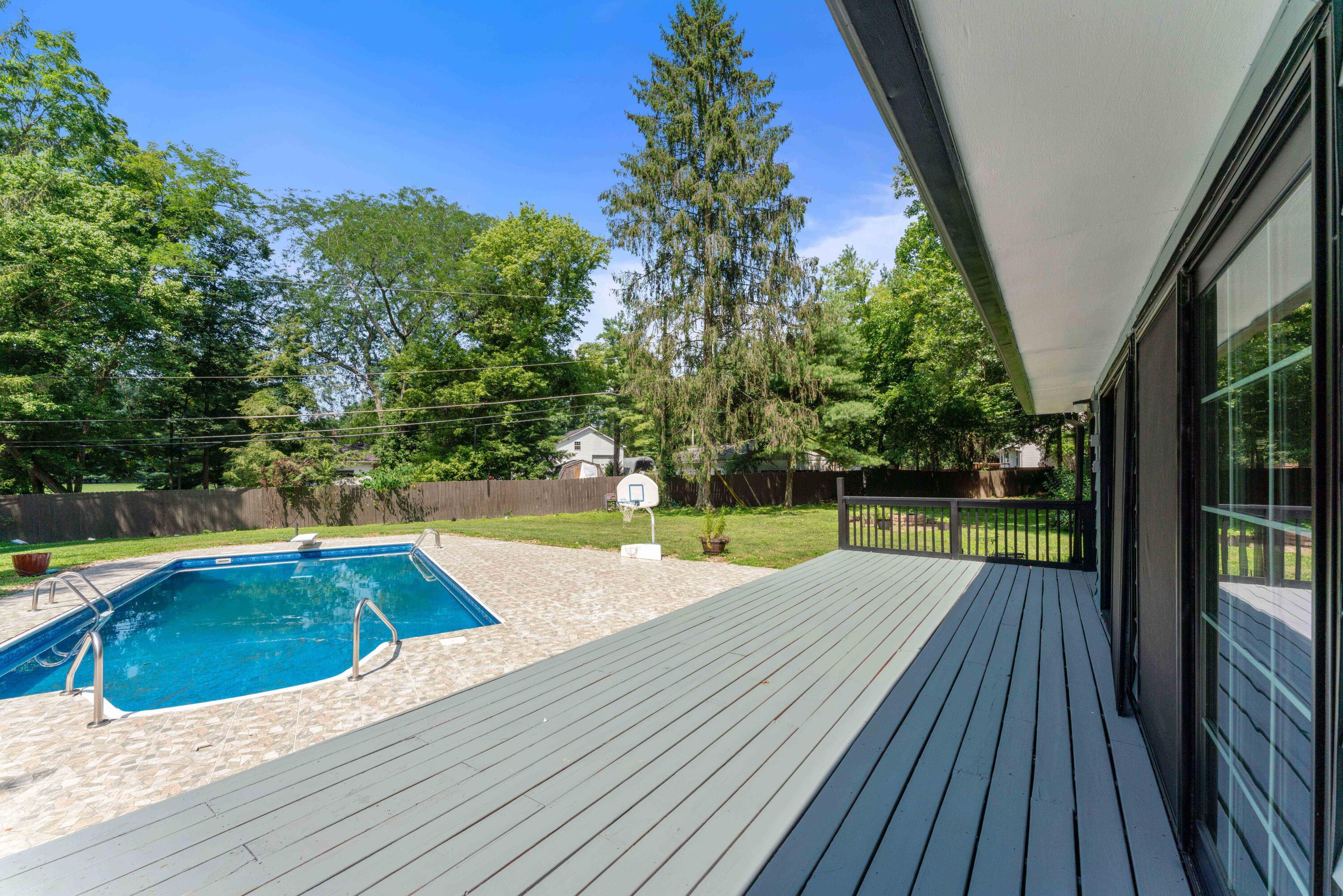 565 Old Farm Road Columbus, OH 43213 - Photo 3 of 41 24-print-565-old-farm-rd