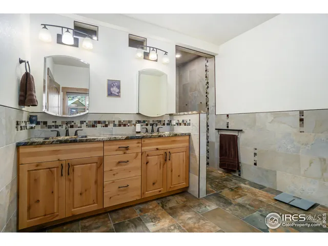 $900,000 | 223 Kings Canyon Road, Bellvue, CO 80512