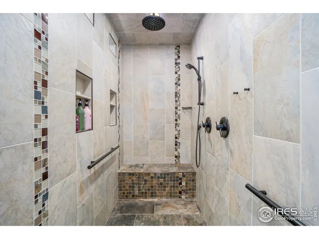 $900,000 | 223 Kings Canyon Road, Bellvue, CO 80512