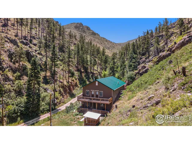 $900,000 | 223 Kings Canyon Road, Bellvue, CO 80512