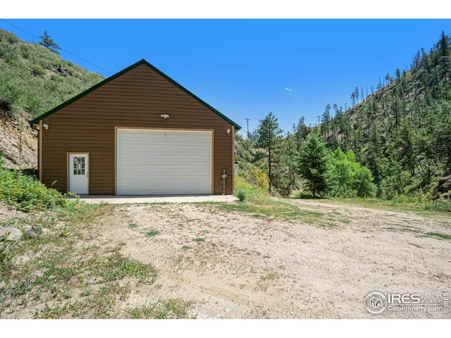 $900,000 | 223 Kings Canyon Road, Bellvue, CO 80512
