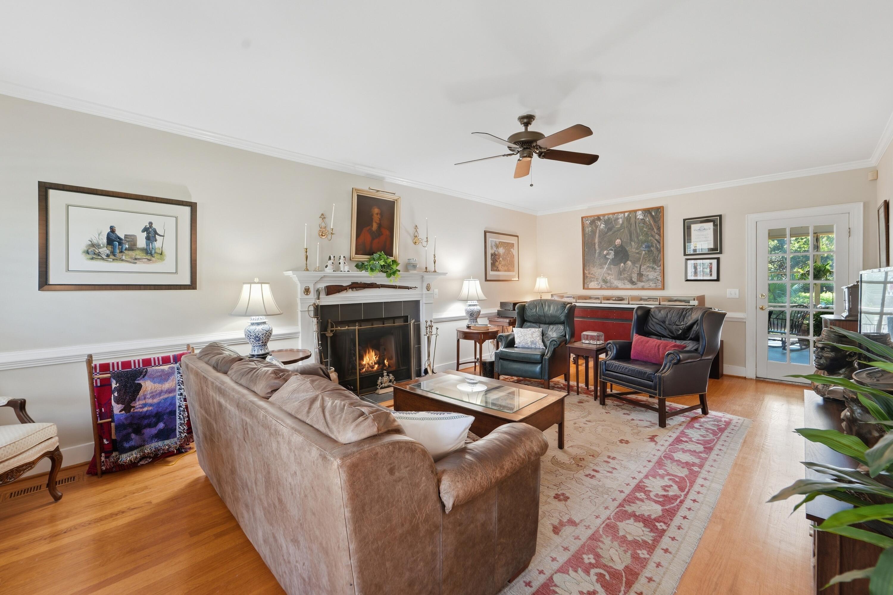 1894 Ashley Hall Road Charleston, SC 29407 - Photo 10 of 59 Living Room