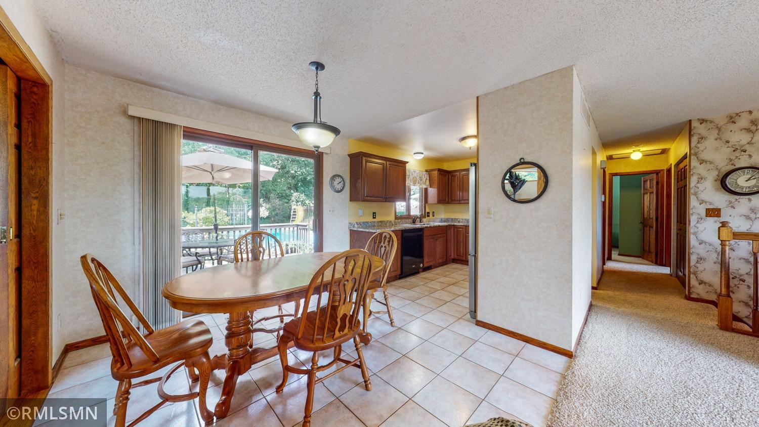 1815 Christopher Court Southeast Rochester, MN 55904 - Photo 11 of 28 Gallery Image 11