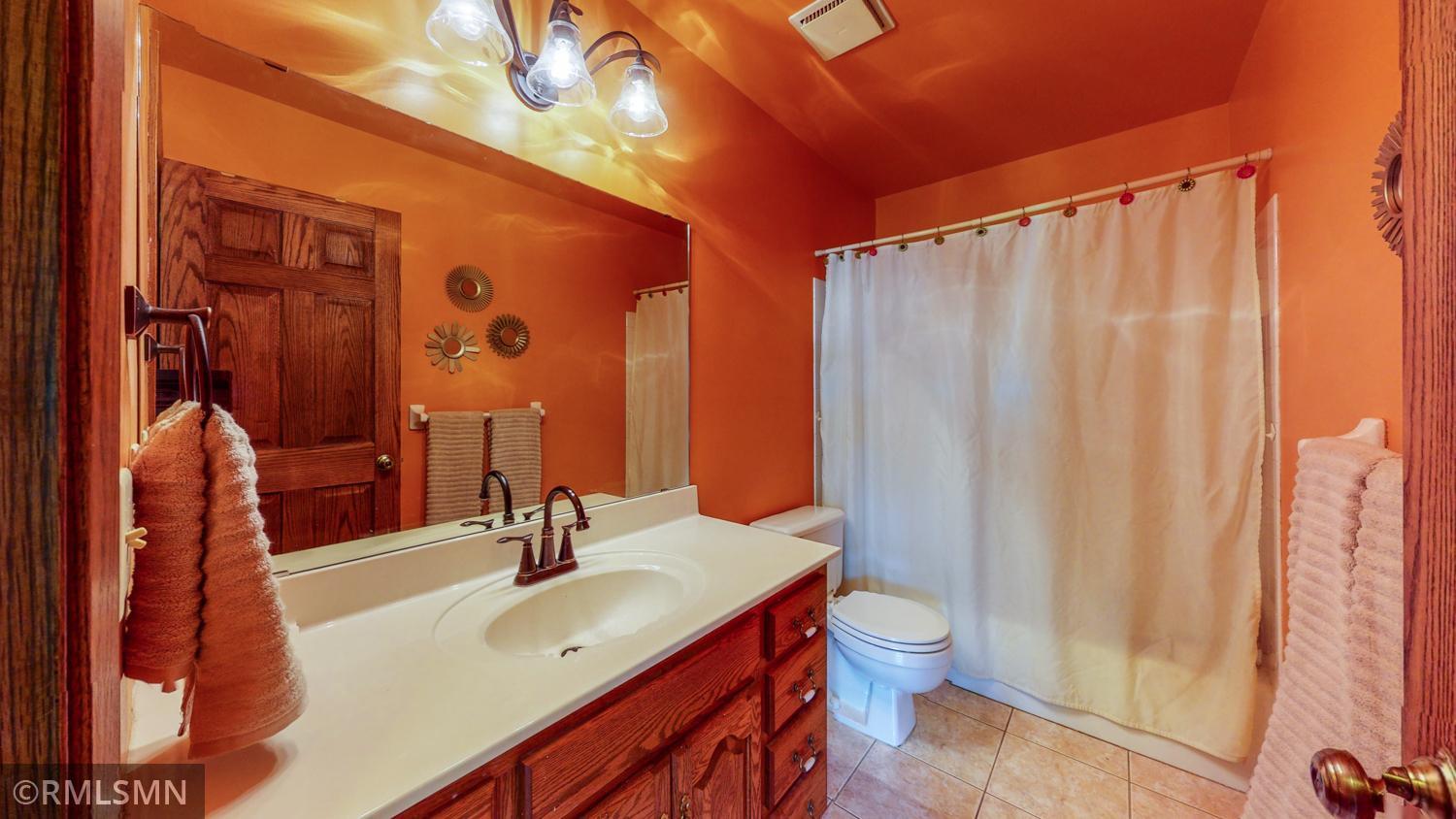 1815 Christopher Court Southeast Rochester, MN 55904 - Photo 14 of 28 Gallery Image 14
