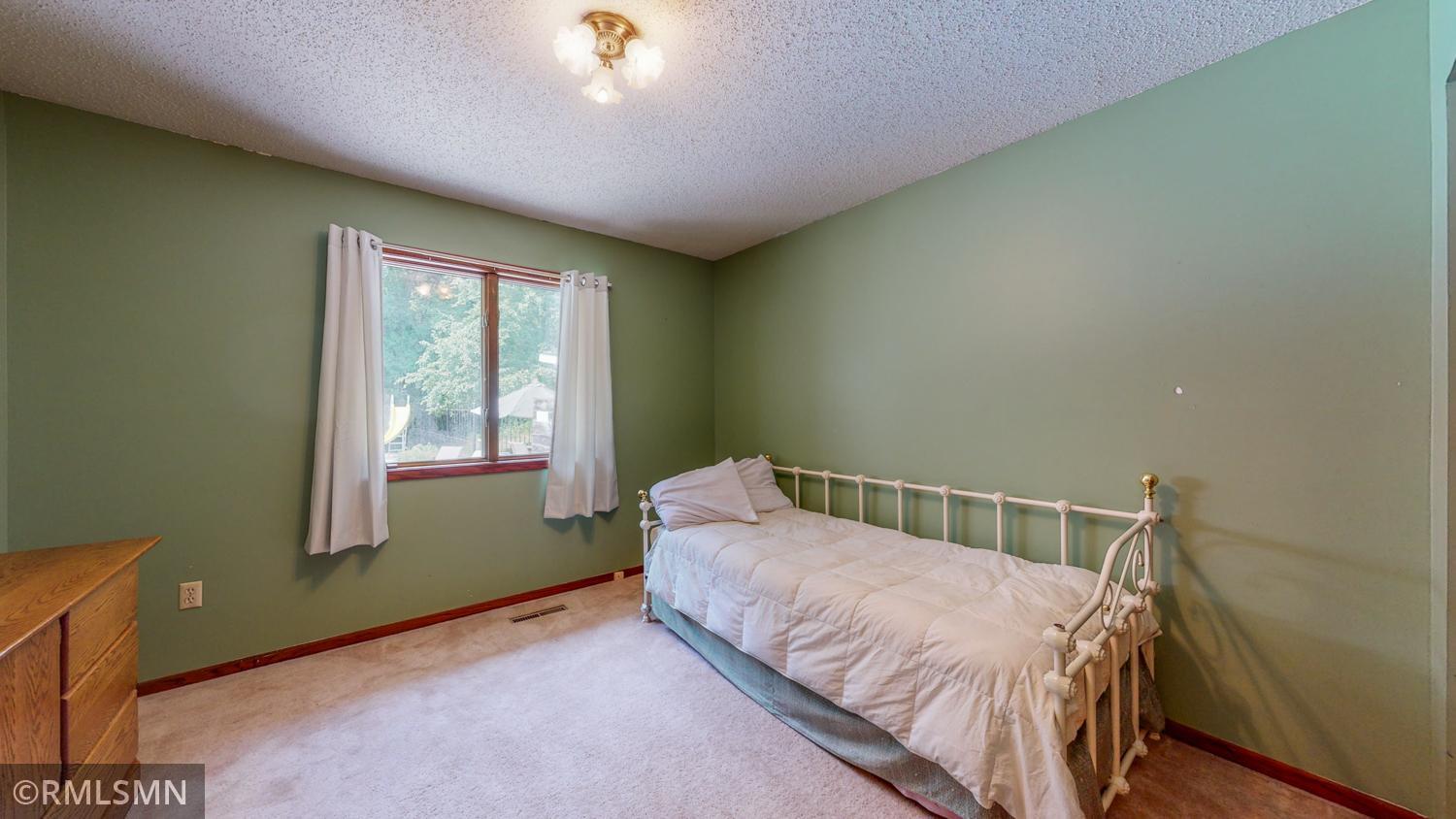 1815 Christopher Court Southeast Rochester, MN 55904 - Photo 16 of 28 Gallery Image 16