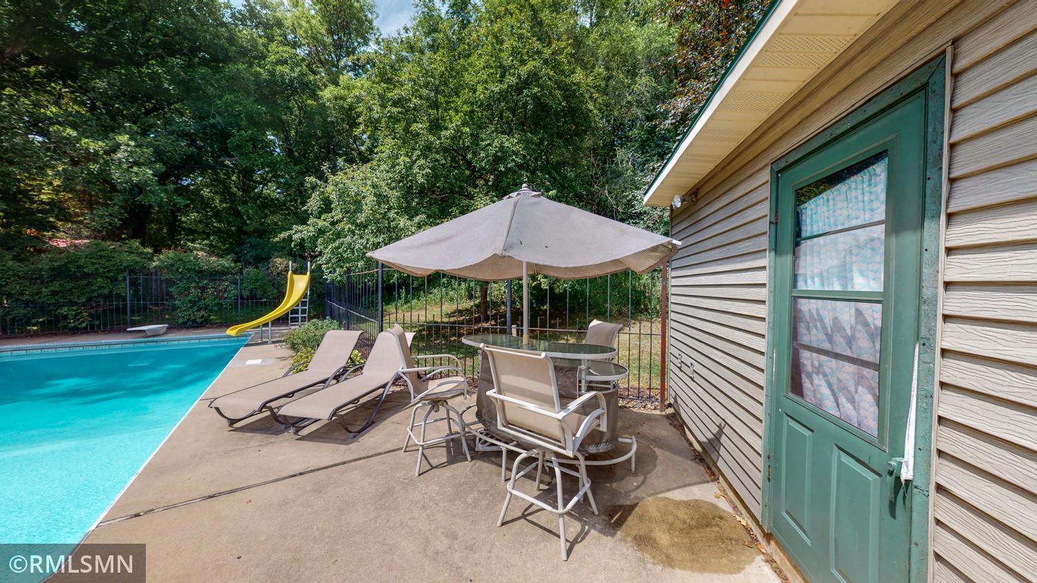 1815 Christopher Court Southeast Rochester, MN 55904 - Photo 24 of 28 Gallery Image 24