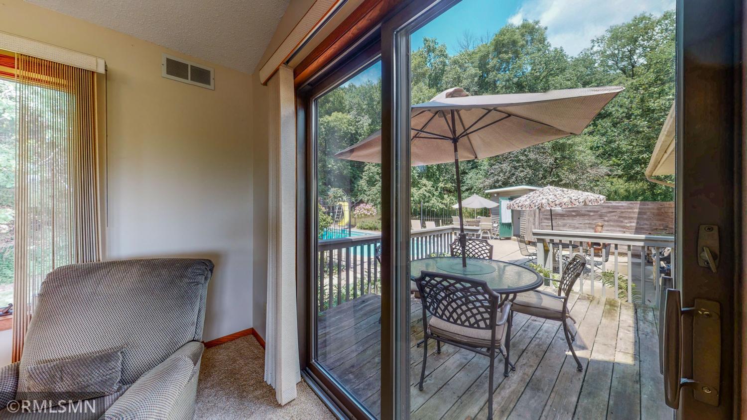 1815 Christopher Court Southeast Rochester, MN 55904 - Photo 7 of 28 Gallery Image 7