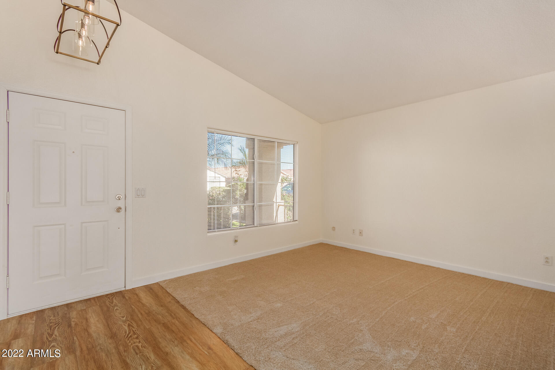3415 West Shumway Farm Road Phoenix, AZ 85041 - Photo 8 of 29 8 - Shumway Farm