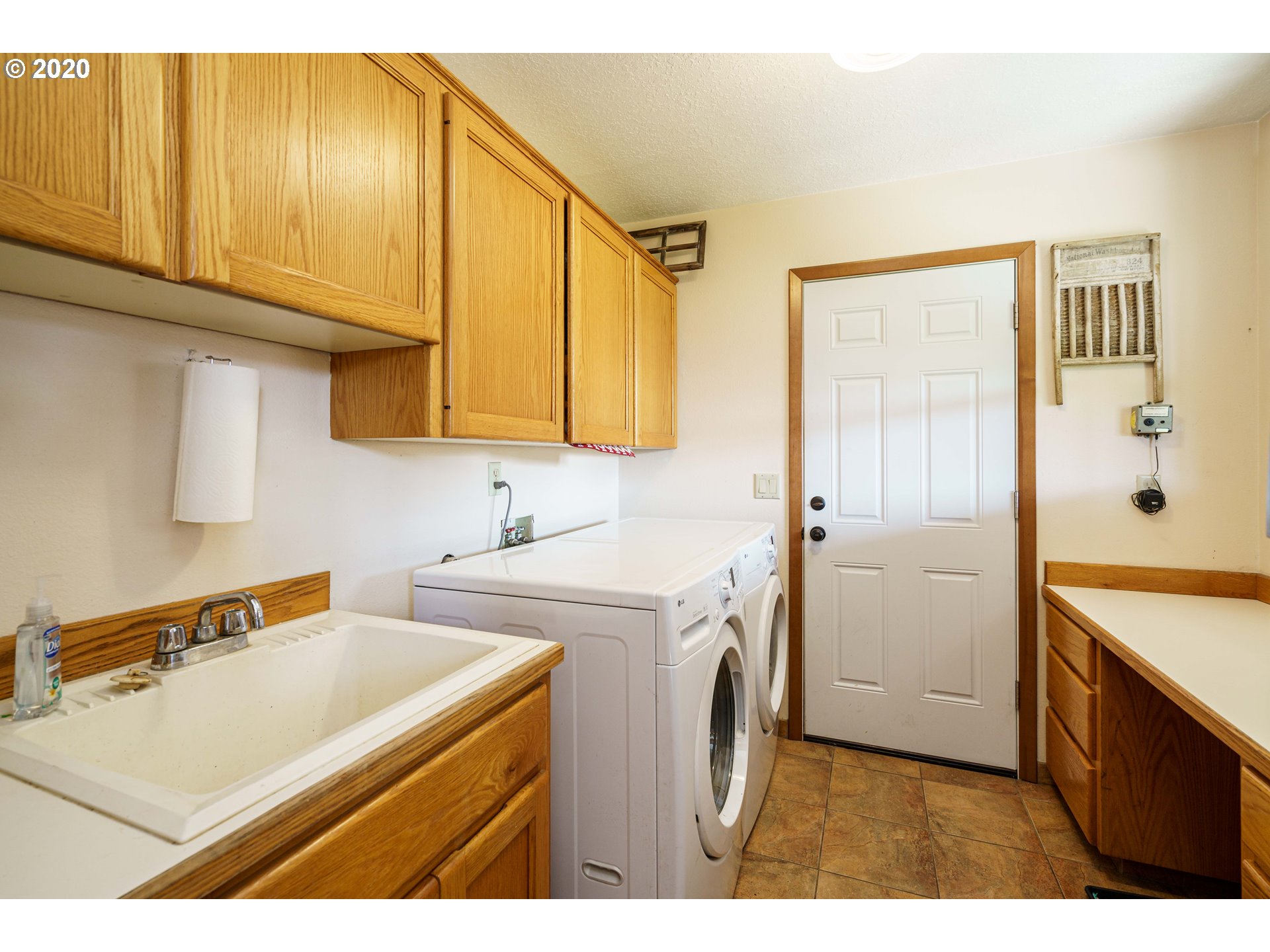 16193 South Union Mills Road Mulino, OR 97042 - Photo 21 of 31 Gallery Image 21