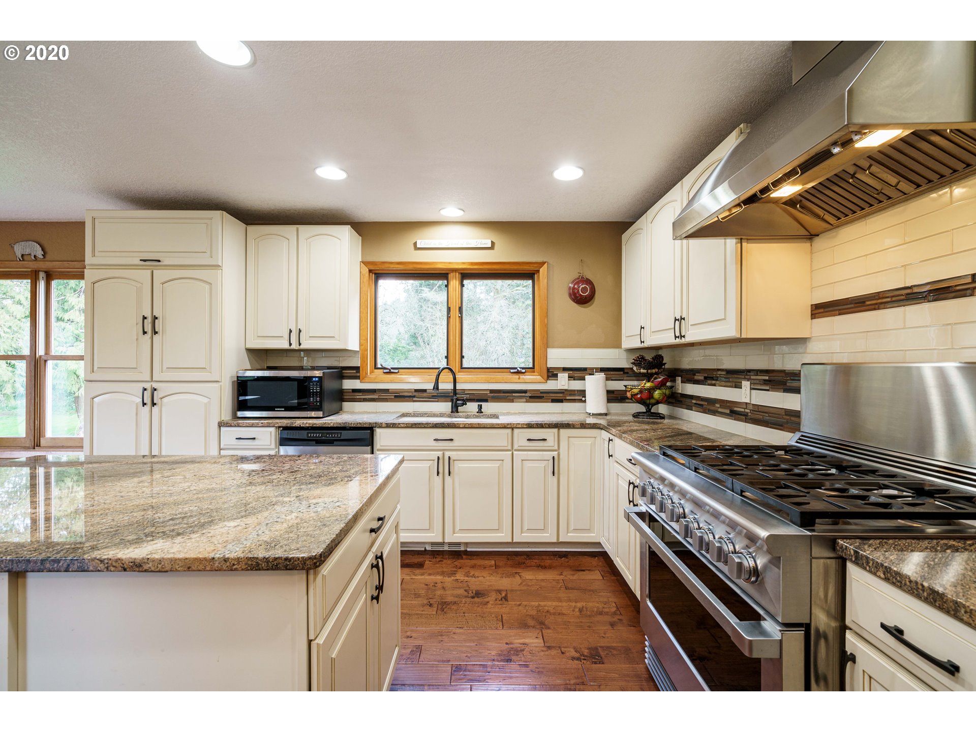 16193 South Union Mills Road Mulino, OR 97042 - Photo 7 of 31 Gallery Image 7