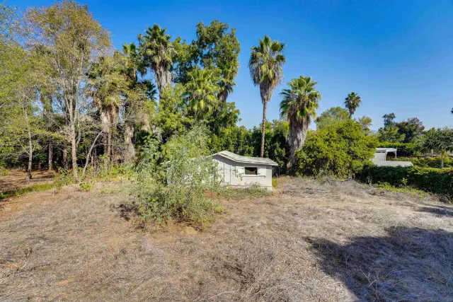 $999,000 | 11446 Meadow Creek Road, El Cajon, CA 92020