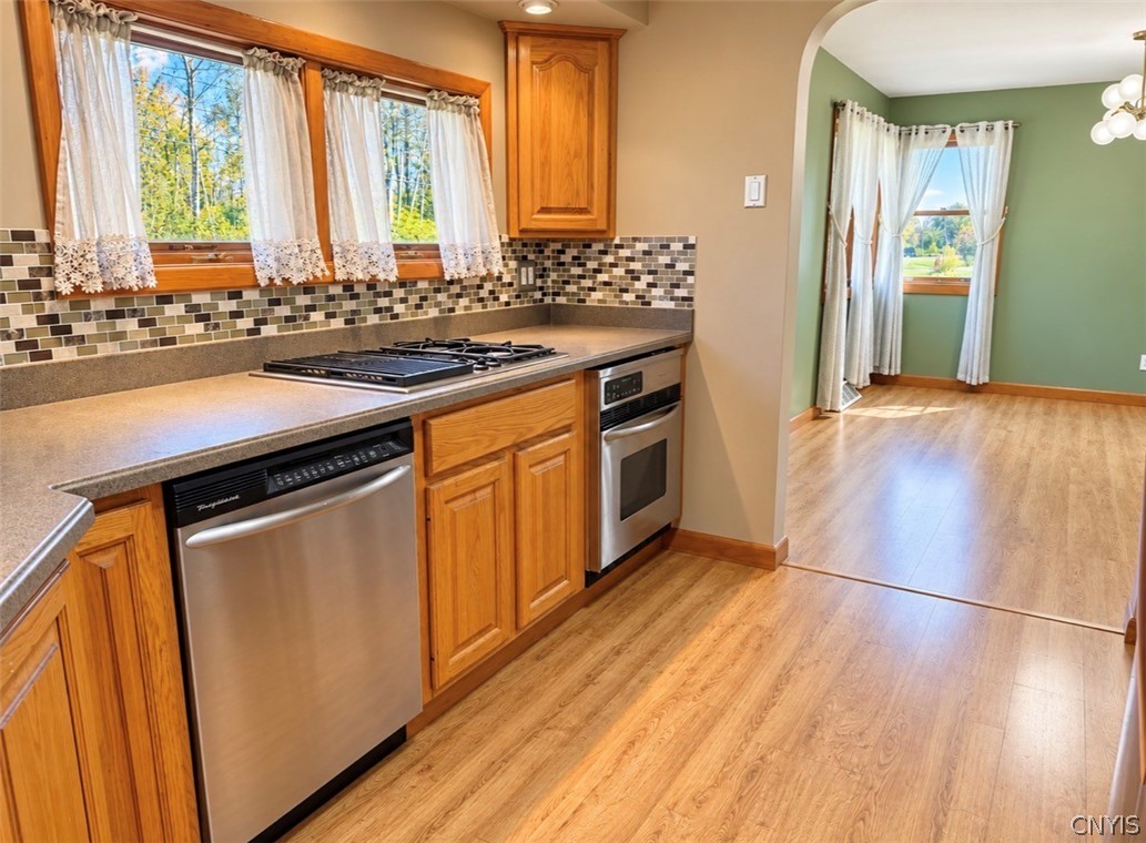 6043 Glass Factory Road Marcy, NY 13403 - Photo 6 of 27 Gallery Image 6