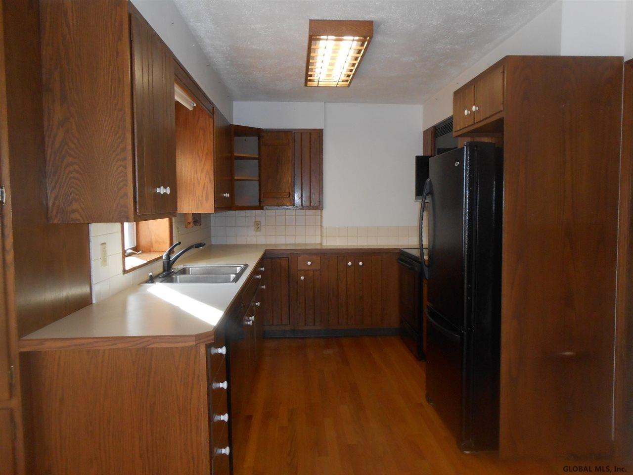 346 Terrace Road Rotterdam, NY 12306 - Photo 5 of 22 Photo 5