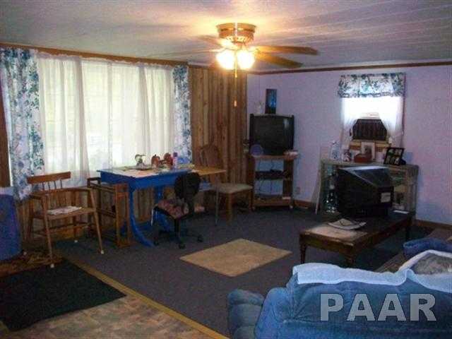 26441 North Youth Acres Road Canton, IL 61520 - Photo 7 of 24 Gallery Image 7