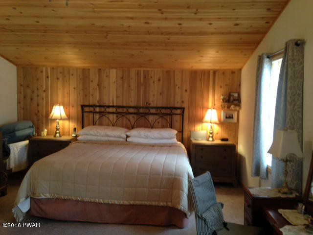 1043 Boat House Road Lake Ariel, PA 18436 - Photo 34 of 52