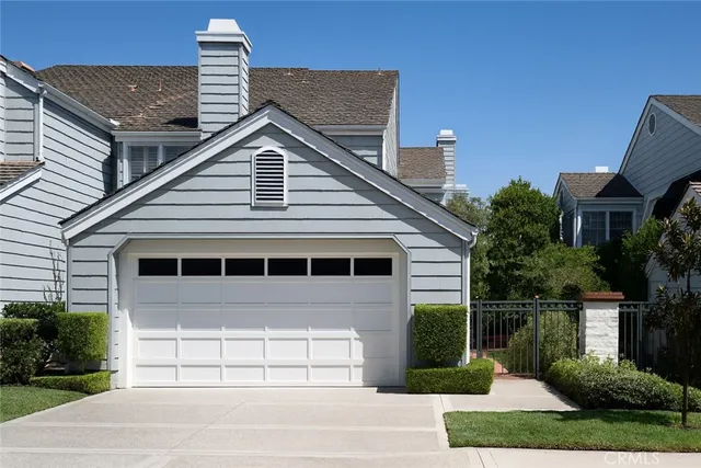 $2,595,000 | 81 Hillsdale Drive, Newport Beach, CA 92660