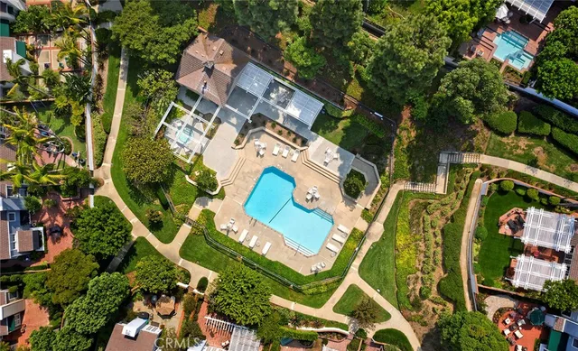 $2,595,000 | 81 Hillsdale Drive, Newport Beach, CA 92660