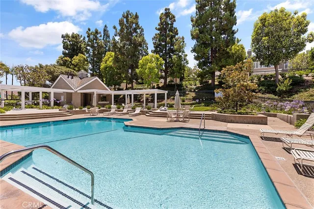 $2,595,000 | 81 Hillsdale Drive, Newport Beach, CA 92660