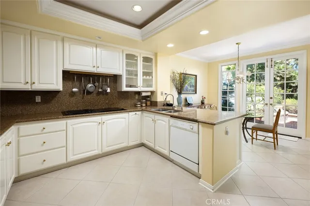 $2,595,000 | 81 Hillsdale Drive, Newport Beach, CA 92660