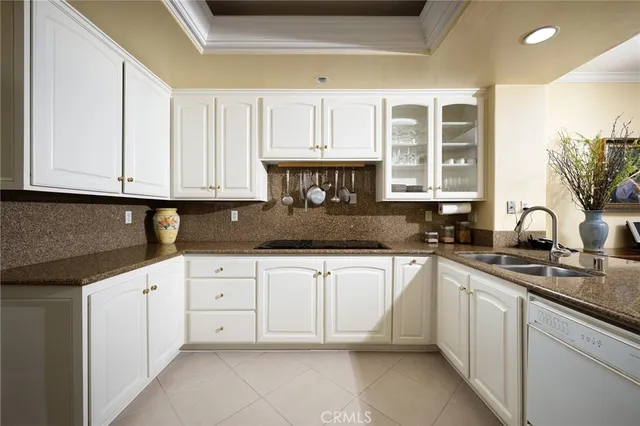 $2,595,000 | 81 Hillsdale Drive, Newport Beach, CA 92660