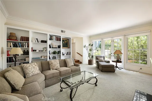 $2,595,000 | 81 Hillsdale Drive, Newport Beach, CA 92660