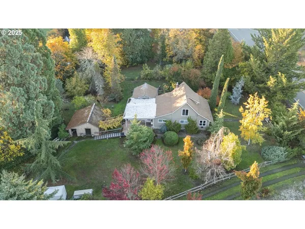 $449,000 | 939 Buckhorn Road, Roseburg, OR 97470