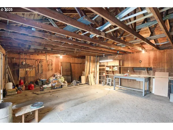 $449,000 | 939 Buckhorn Road, Roseburg, OR 97470