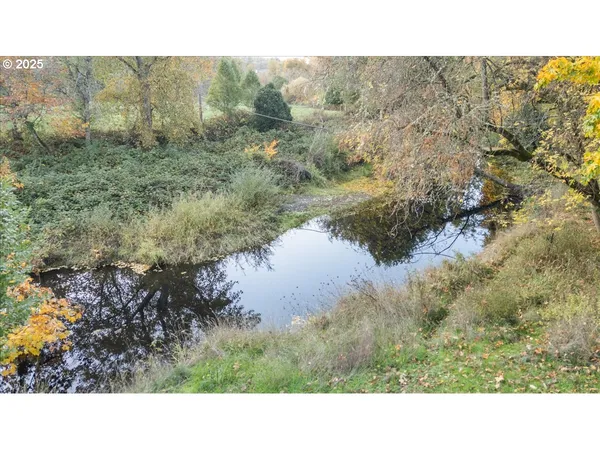 $449,000 | 939 Buckhorn Road, Roseburg, OR 97470